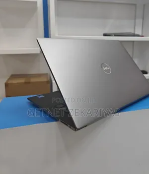 New Laptop Dell XPS 15 32GB Intel Core I7 SSD 512GB