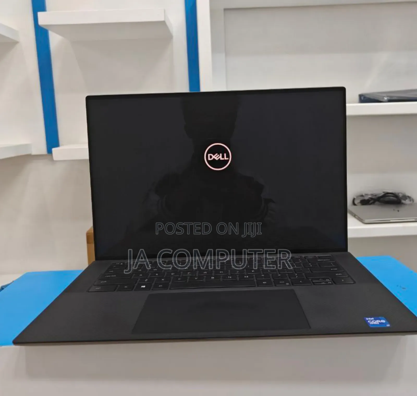 New Laptop Dell XPS 15 32GB Intel Core I7 SSD 512GB