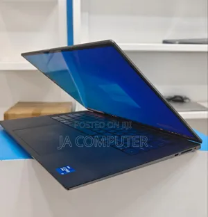 New Laptop Dell XPS 15 32GB Intel Core I7 SSD 512GB