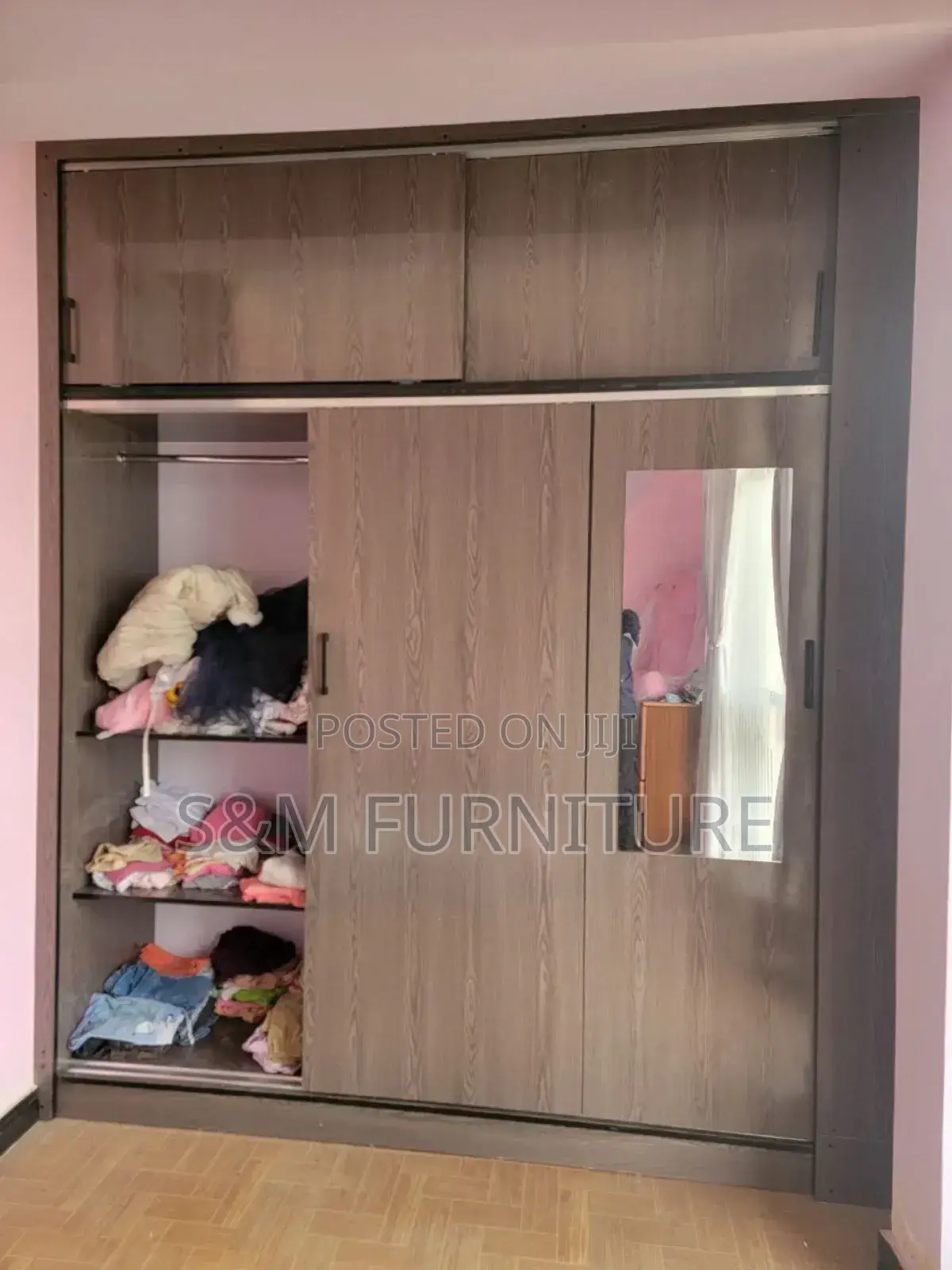 Laminated Wardrobes Priced Per Square Meter