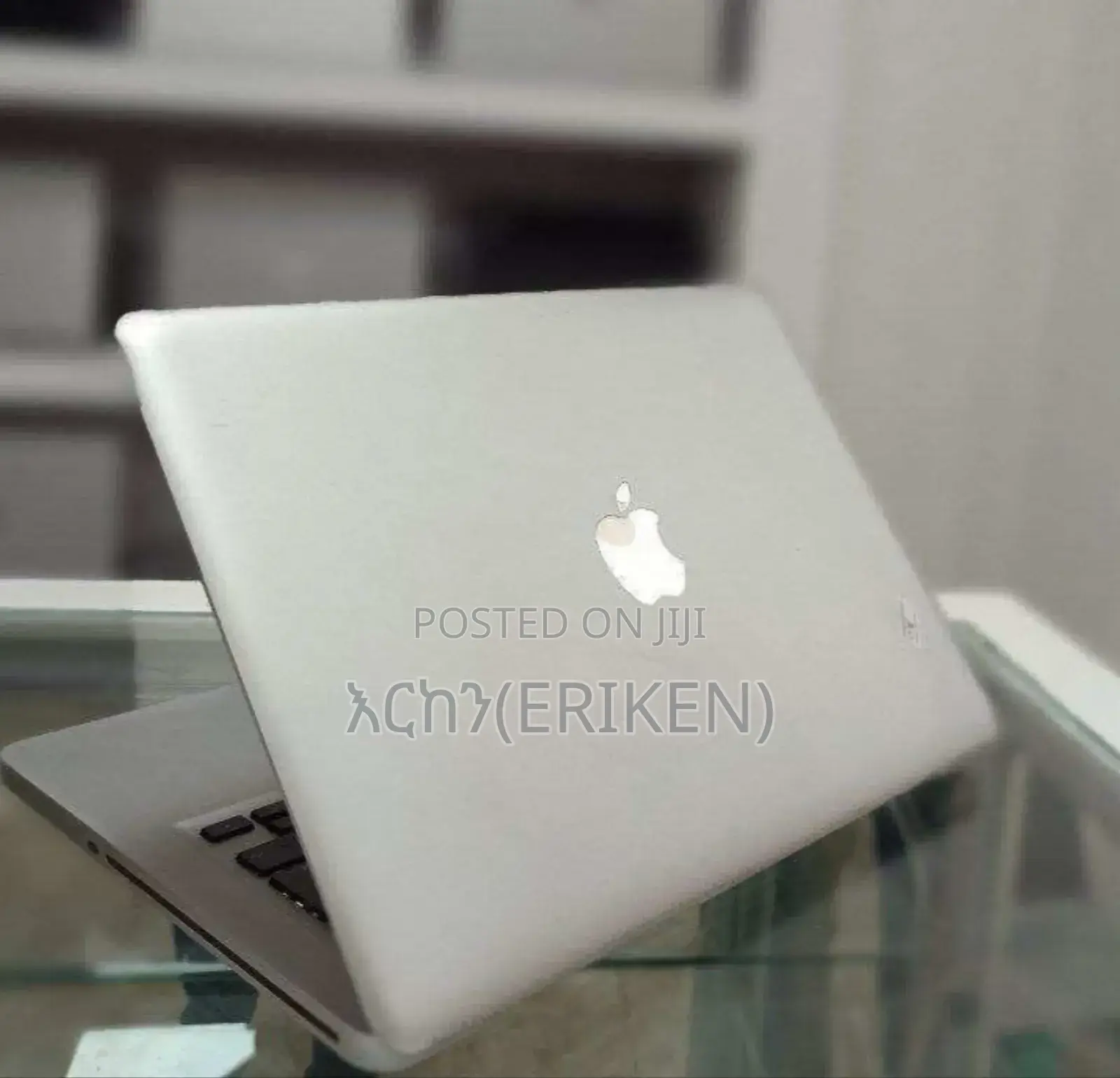 New Laptop Apple MacBook Pro 2011 8GB Intel Core I5 SSD 256GB