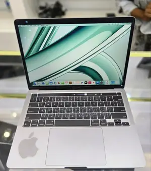 New Laptop Apple MacBook Pro 2022 M2 8GB Apple M2 SSD 256GB