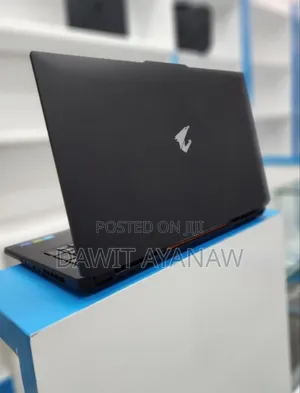 New Laptop Gigabyte AORUS 15G 16GB Intel Core I7 SSD 1T