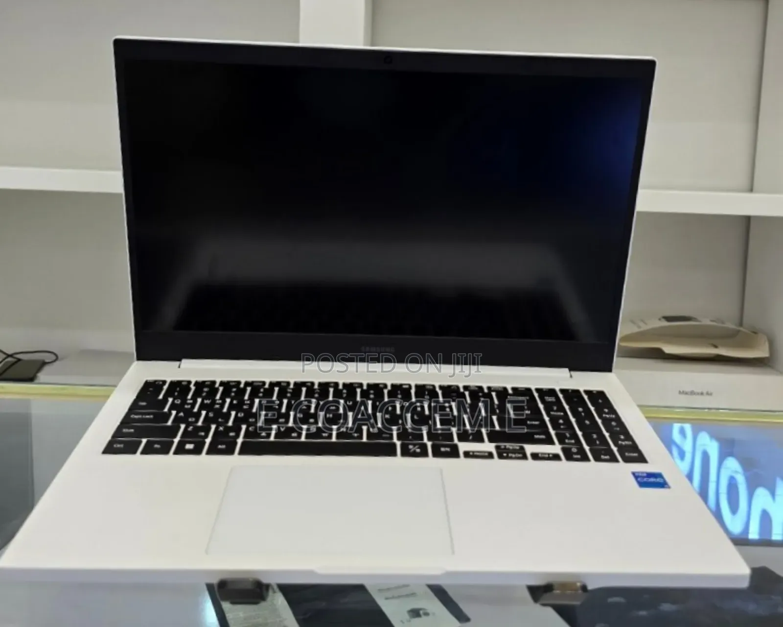 New Laptop Samsung 8GB Intel Core I5 HDD+SSD 1T