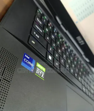 New Laptop MSI GS73 Stealth 8RF 16GB Intel Core I7 SSD 512GB