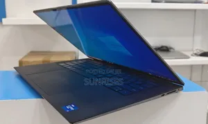 New Laptop Dell XPS 15 32GB Intel Core I7 SSD 512GB