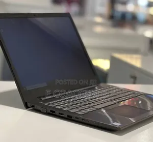 New Laptop Lenovo 8GB Intel Core I3 HDD 500GB