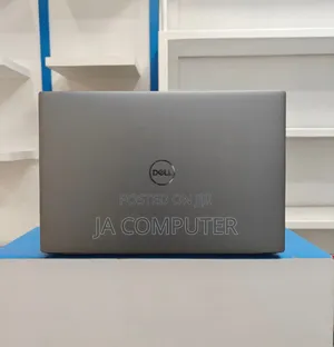 New Laptop Dell XPS 15 32GB Intel Core I7 SSD 512GB