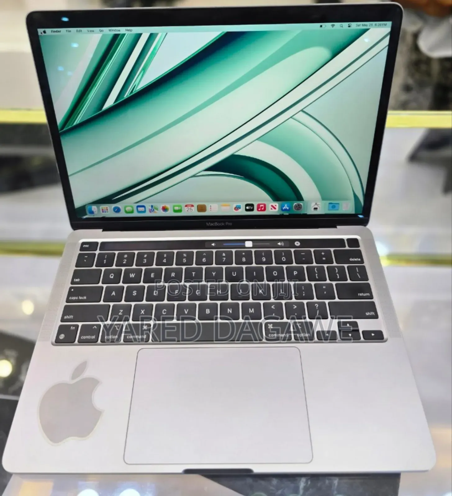 New Laptop Apple MacBook Pro 2022 M2 8GB Apple M2 SSD 256GB