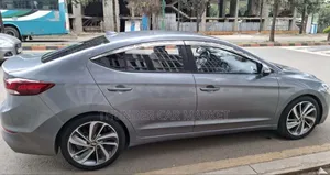 Hyundai Avante 2017 Silver