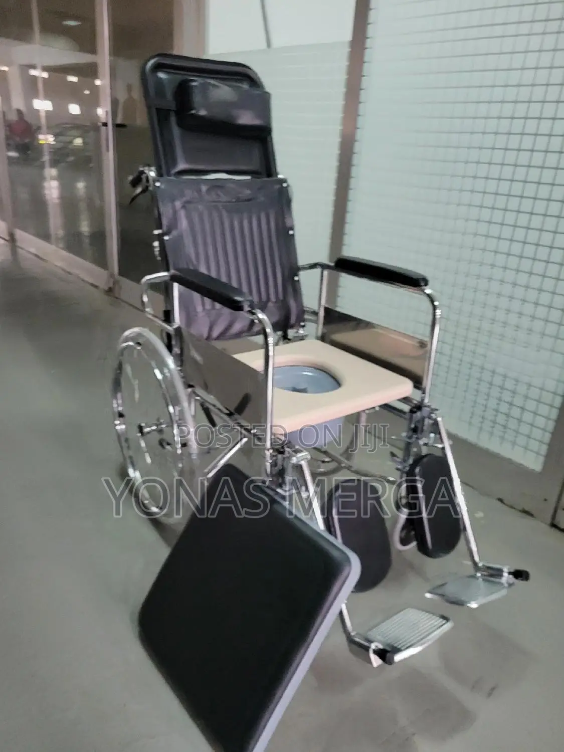 Wheelchair/Back RECLINE FOOTREST ELEVATION/Calf Rest Comfort