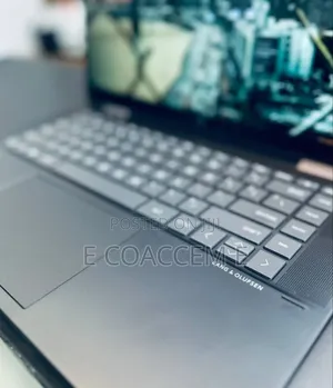 New Laptop HP 16GB AMD Ryzen 7 SSD 512GB