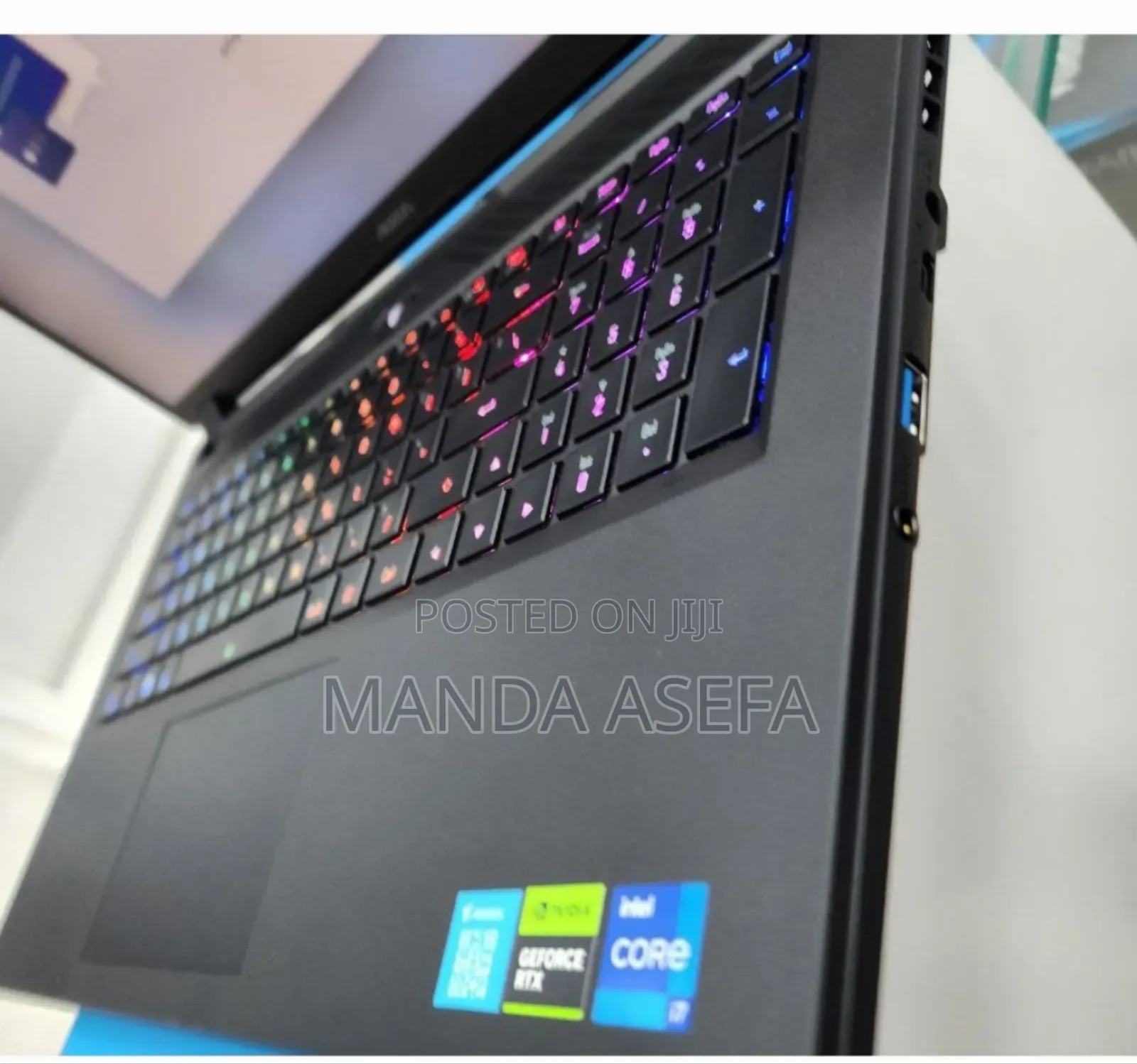 New Laptop Gigabyte AORUS 17G 16GB Intel Core I7 SSD 1T