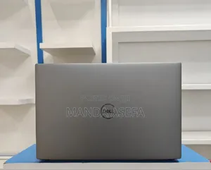 New Laptop Dell XPS 15 32GB Intel Core I7 SSD 512GB