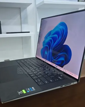 New Laptop Dell XPS 15 32GB Intel Core I7 SSD 1T