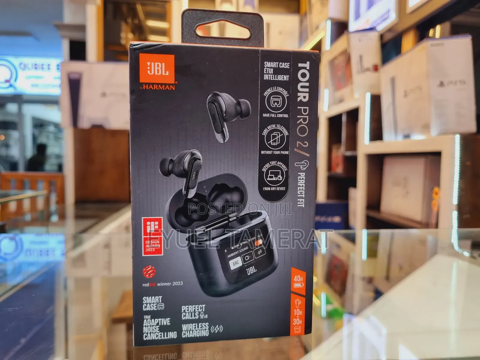 JBL Tour Pro 2