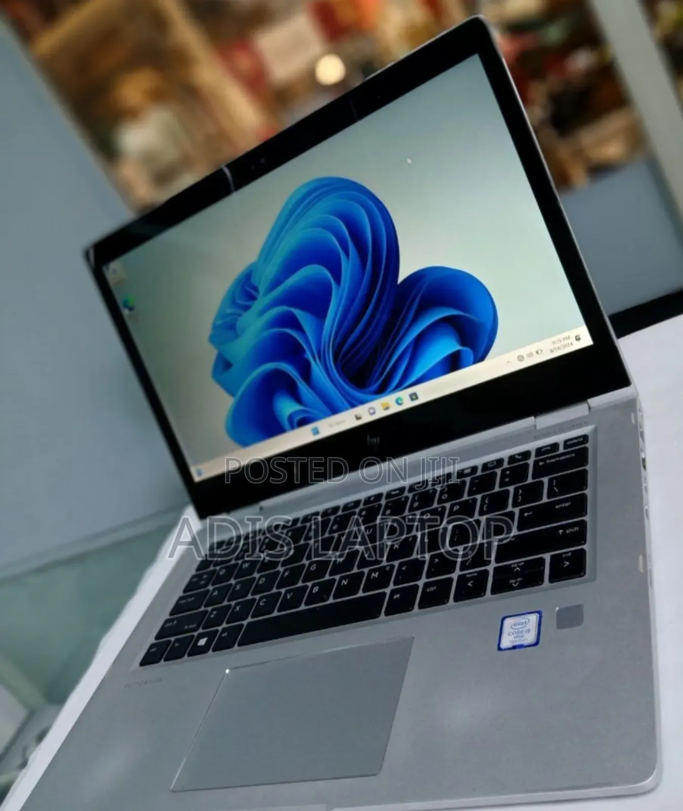 New Laptop HP Envy X360 8GB Intel Core I5 SSD 512GB