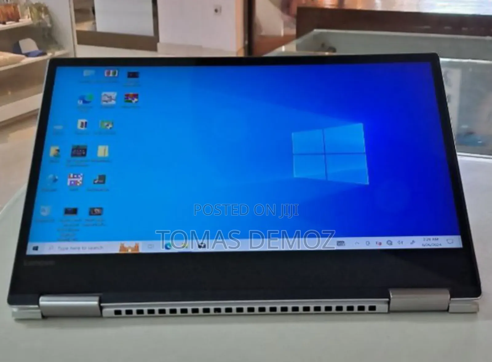 New Laptop Lenovo Yoga 710 8GB Intel Core I5 SSD 512GB