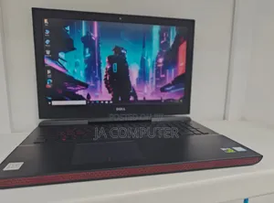 New Laptop Dell Latitude 5310 16GB Intel Core I5 SSHD (Hybrid) 1.5T