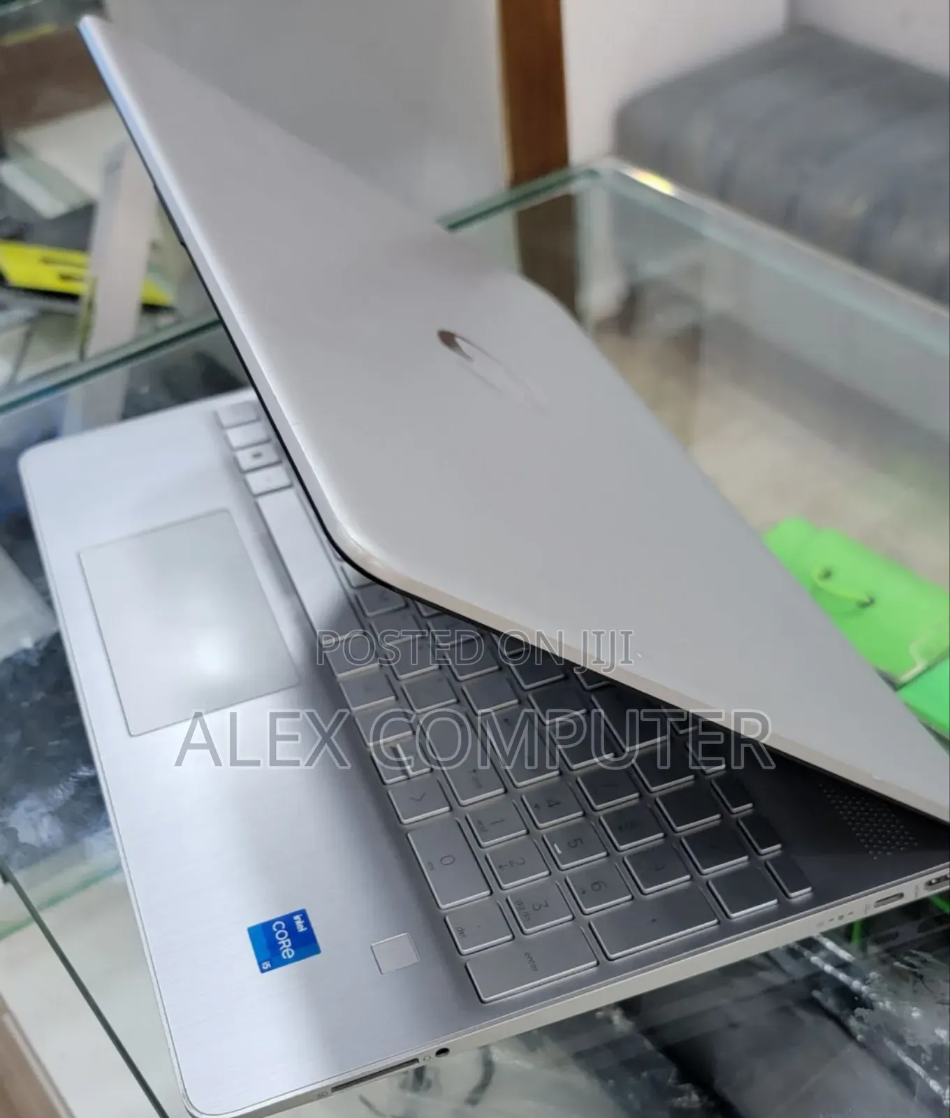 New Laptop HP Stream Notebook 8GB Intel Core I5 SSD 256GB