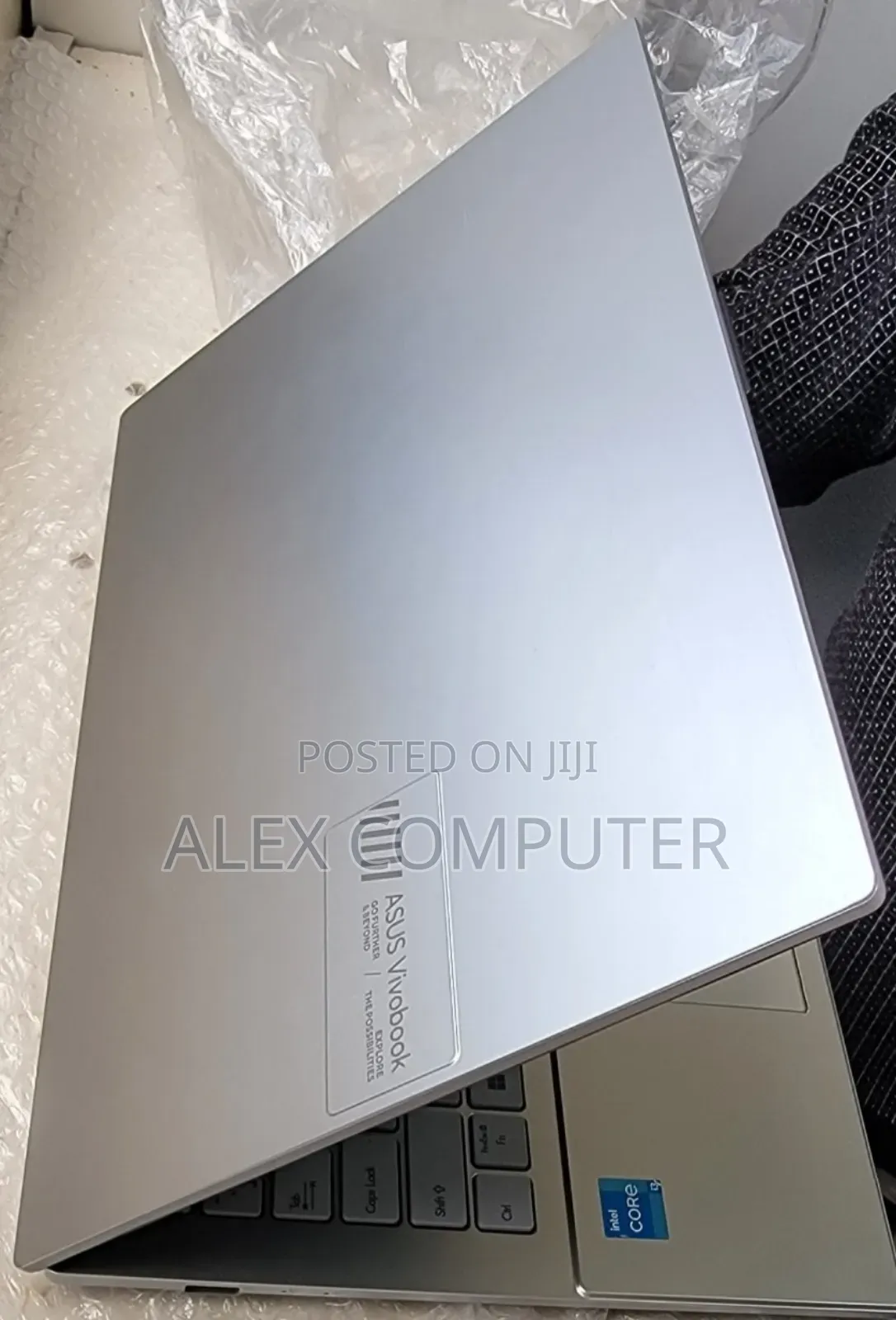 New Laptop Asus VivoBook 15 X505BA 8GB Intel Core I3 SSD 256GB