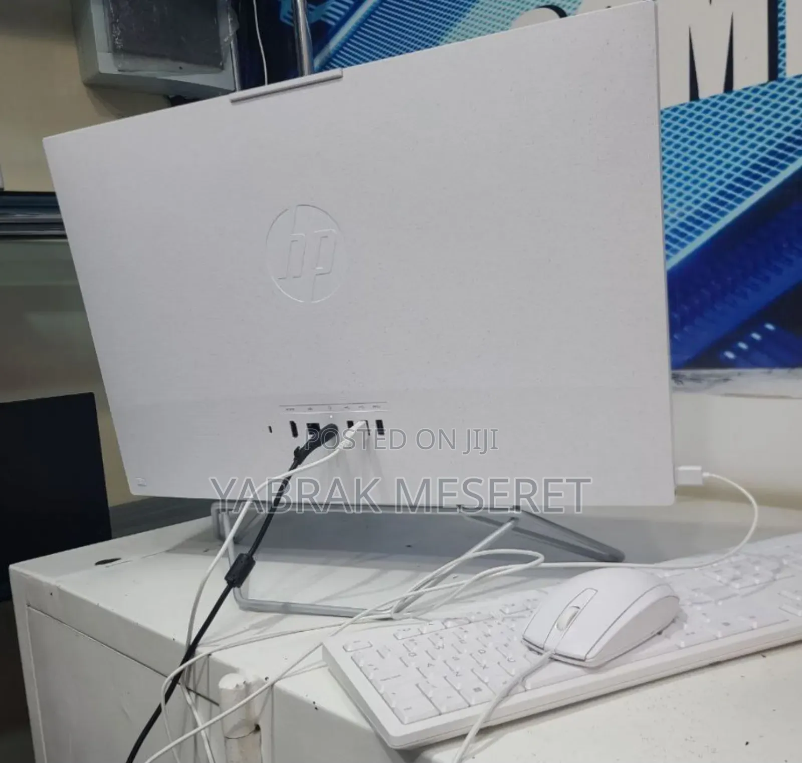 New Desktop Computer HP 200 G4 All-in-One 8GB Intel Core I5 SSD 512GB