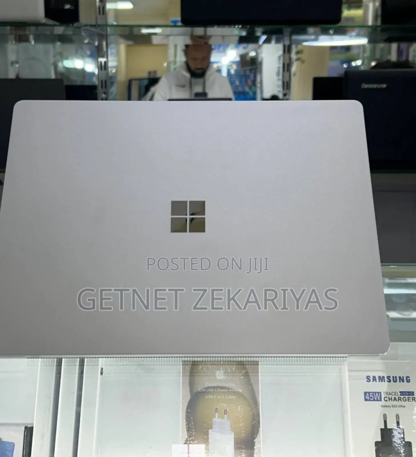 New Laptop Microsoft Surface Book 2 8GB Intel Core I5 SSD 128GB