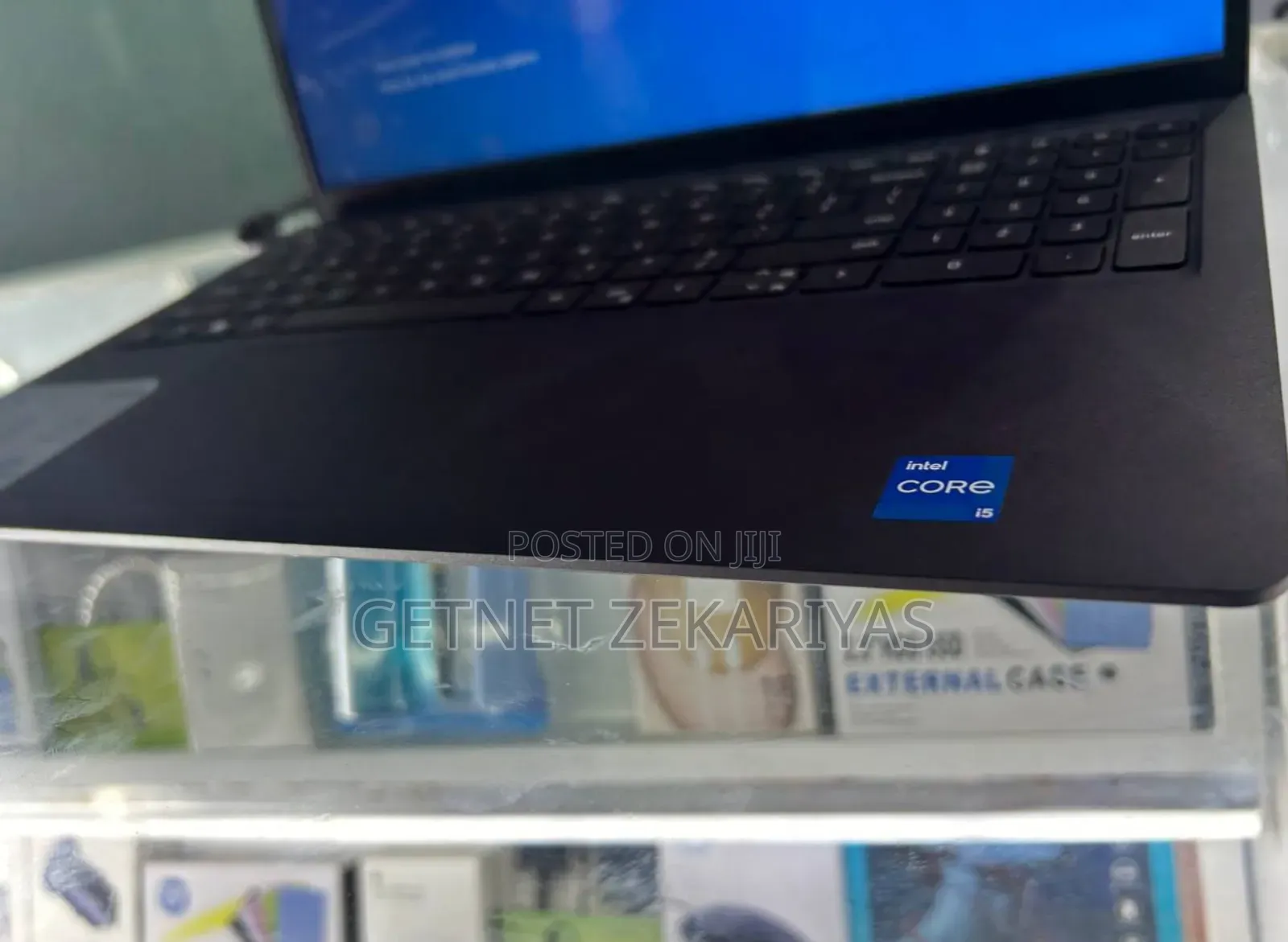 New Laptop Dell Inspiron 15 8GB Intel Core I5 SSD 512GB