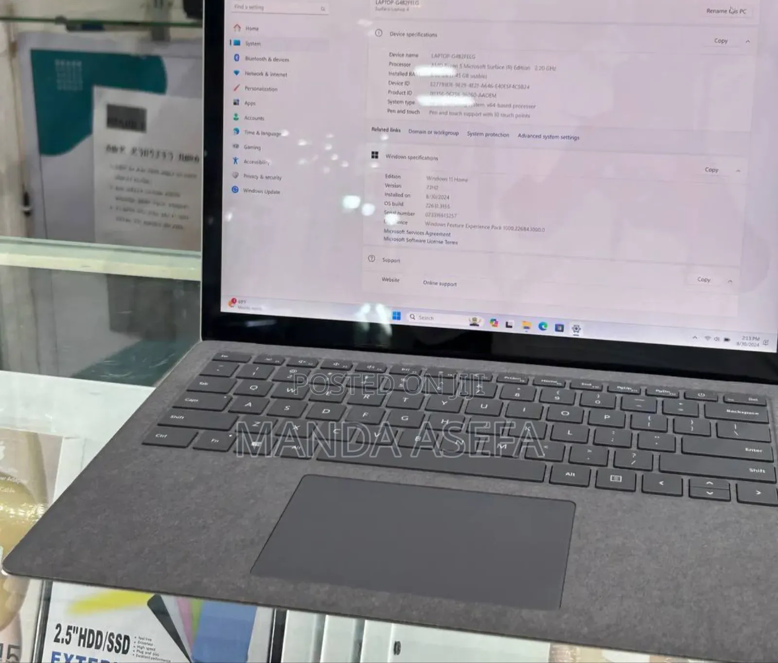 New Laptop Microsoft Surface Book 2 8GB AMD Ryzen 5 SSD 128GB