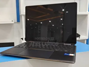 New Laptop HP Spectre 16GB Intel Core I7 SSD 512GB