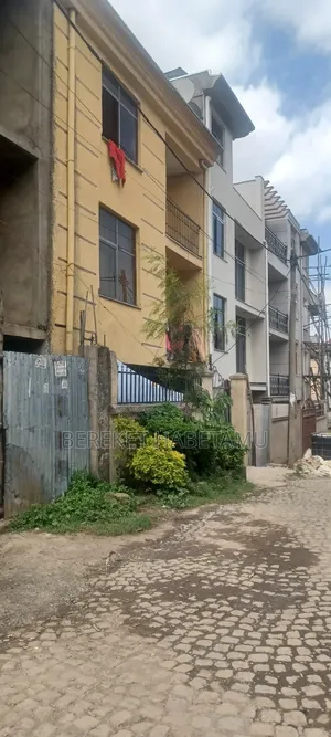 Furnished 5bdrm House in አዲስ አበባ, Nifas Silk-Lafto for sale