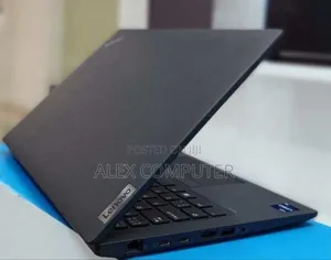 New Laptop Lenovo ThinkPad E14 G5 16GB Intel Core I7 SSD 512GB