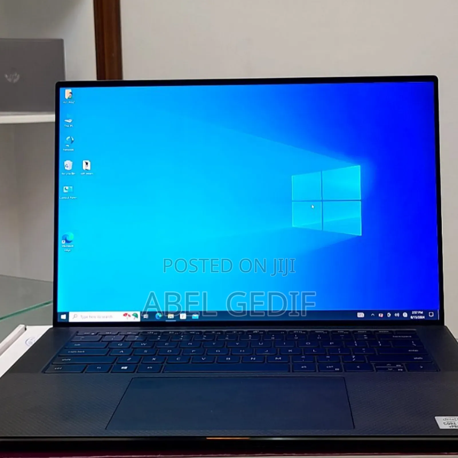 New Laptop Dell XPS 15 16GB Intel Core I7 SSD 512GB