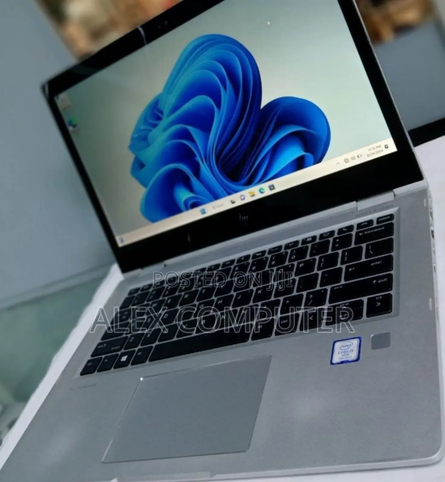 New Laptop HP EliteBook X360 1030 8GB Intel Core I5 SSD 512GB