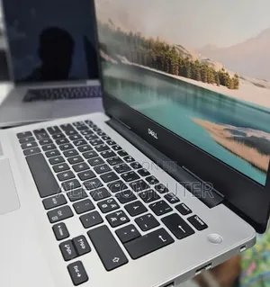 New Laptop Dell Vostro 5481 8GB AMD Ryzen 5 SSD 256GB