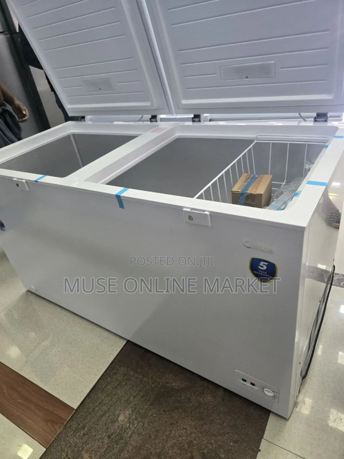 Midea Deep Freezer 698 (508) Liter