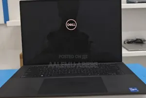 New Laptop Dell XPS 15 32GB Intel Core I7 SSD 512GB