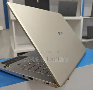 New Laptop Acer 16GB AMD Ryzen 7 SSD 512GB