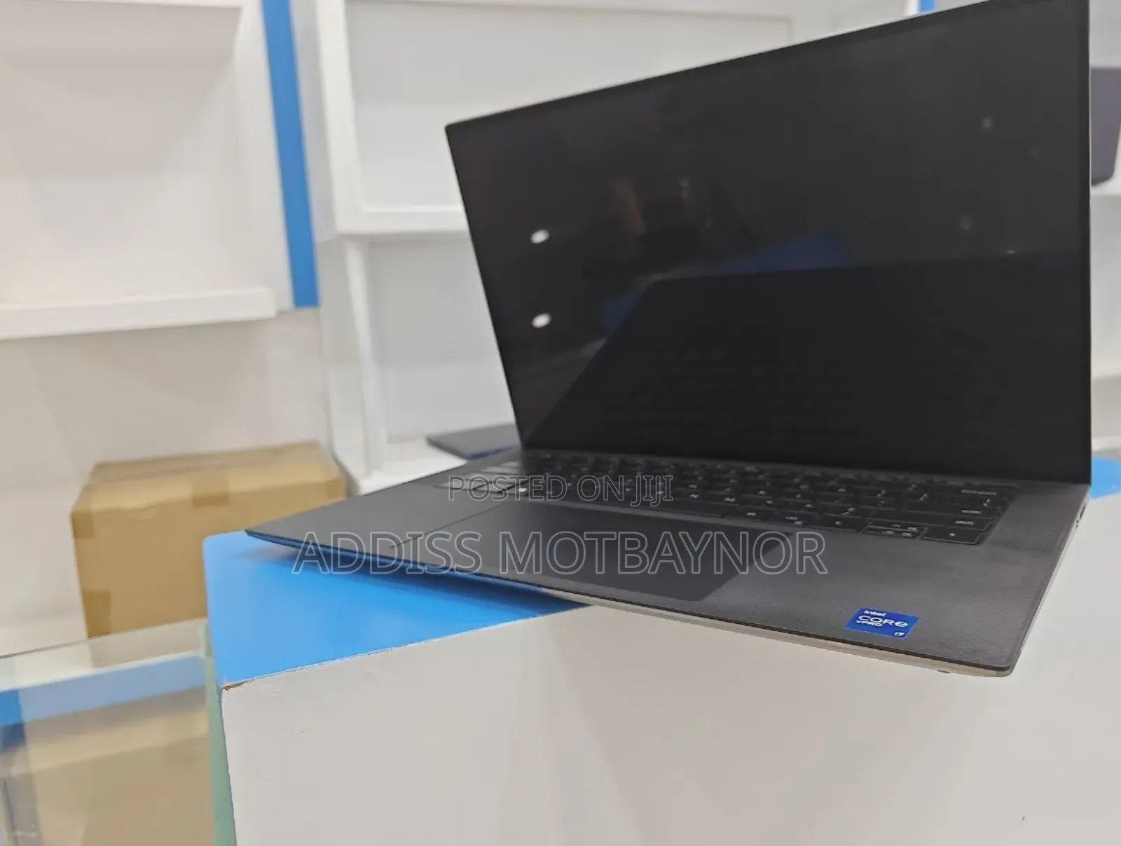 New Laptop Dell XPS 13 32GB Intel Core I7 SSD 512GB