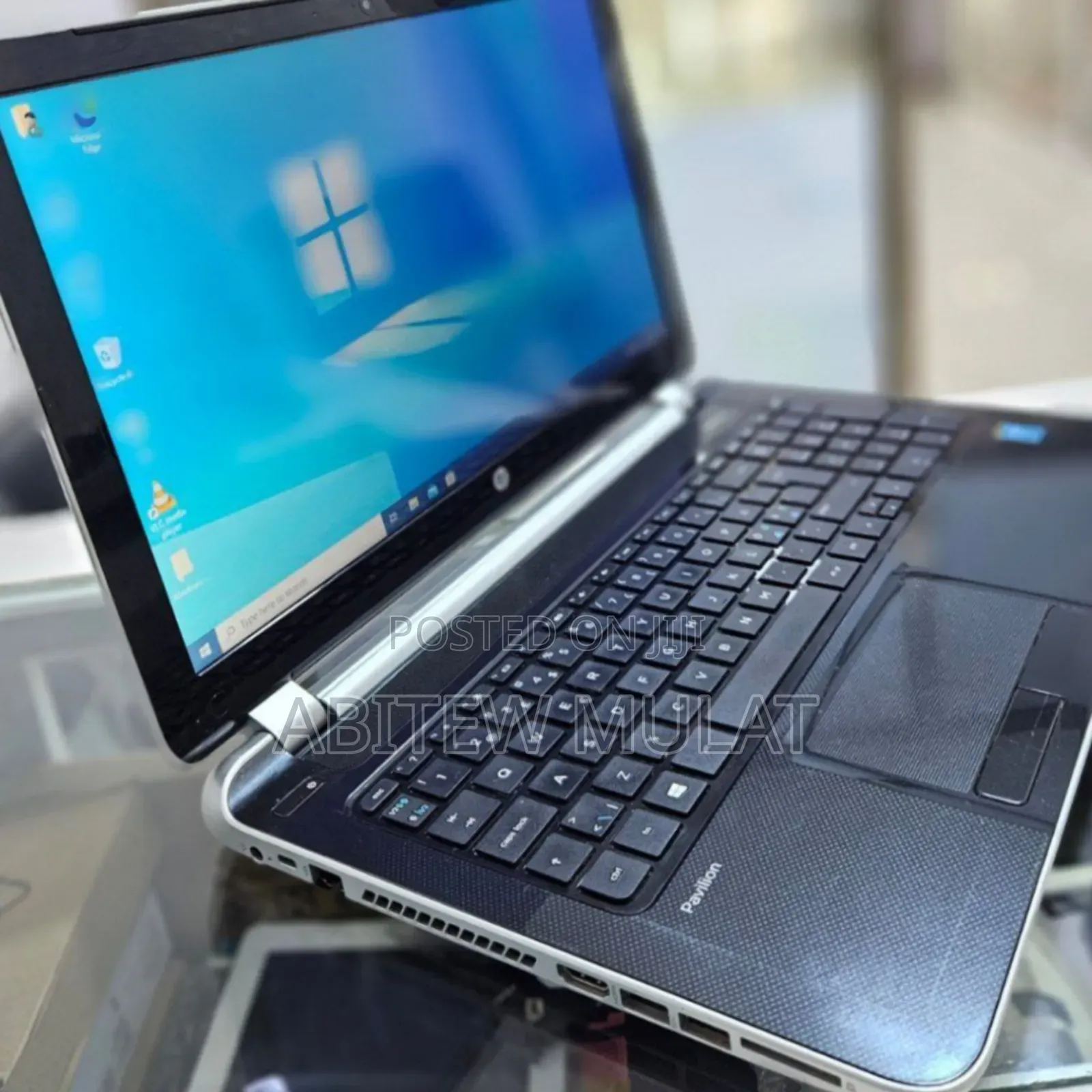 New Laptop HP Pavilion 15 8GB Intel Core I5 HDD 1T