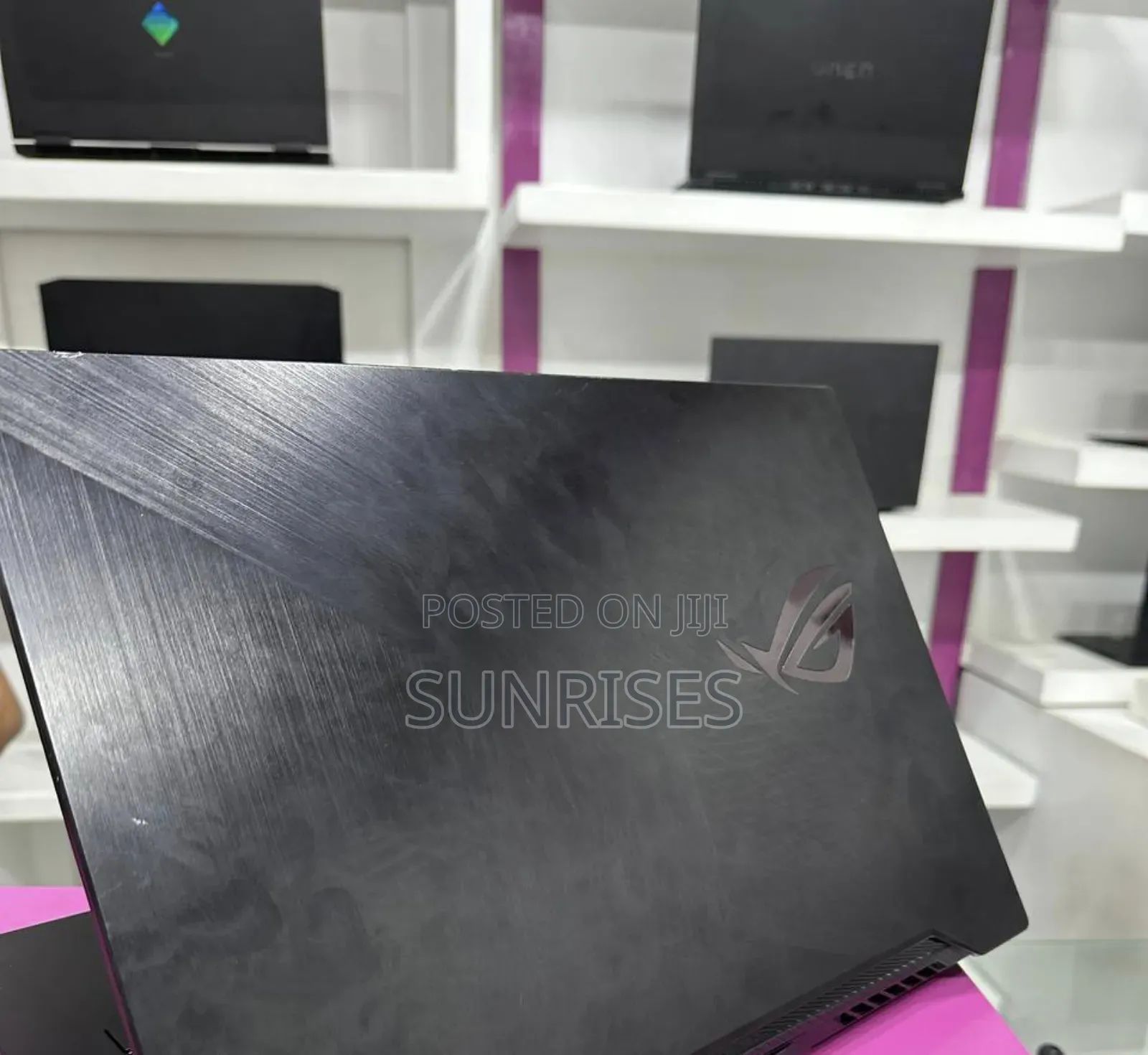 New Laptop Asus ROG Strix G15 16GB AMD Ryzen 7 SSD 512GB