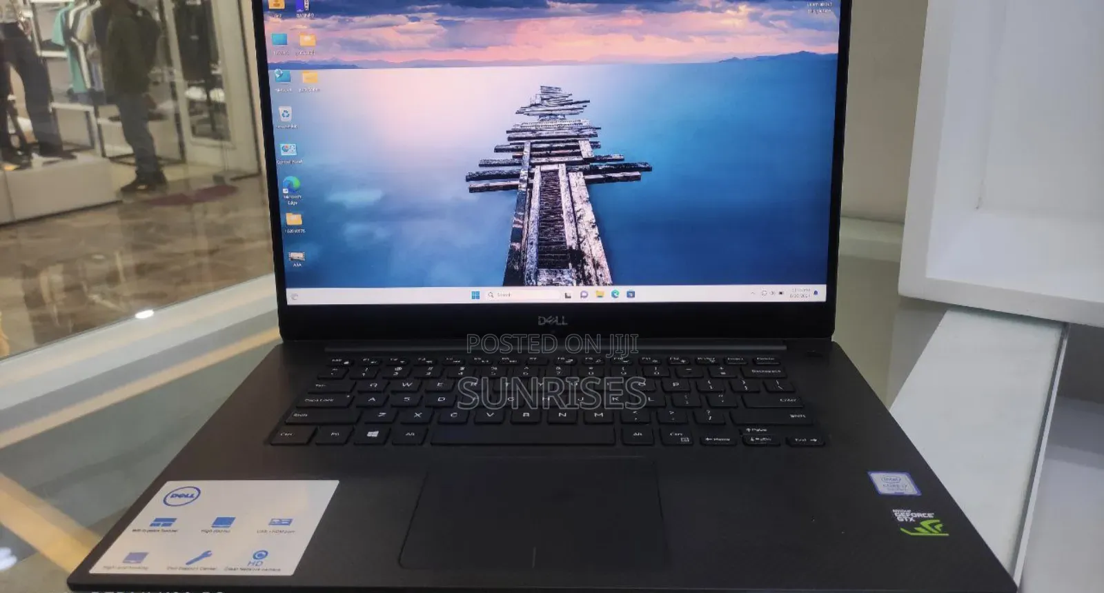 New Laptop Dell XPS 15 16GB Intel Core I7 SSD 512GB
