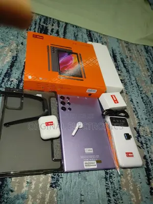 Photo - New C idea CM513 Pro 256 GB