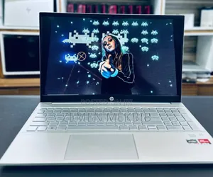 New Laptop HP Pavilion 15 16GB AMD Ryzen 7 SSD 512GB