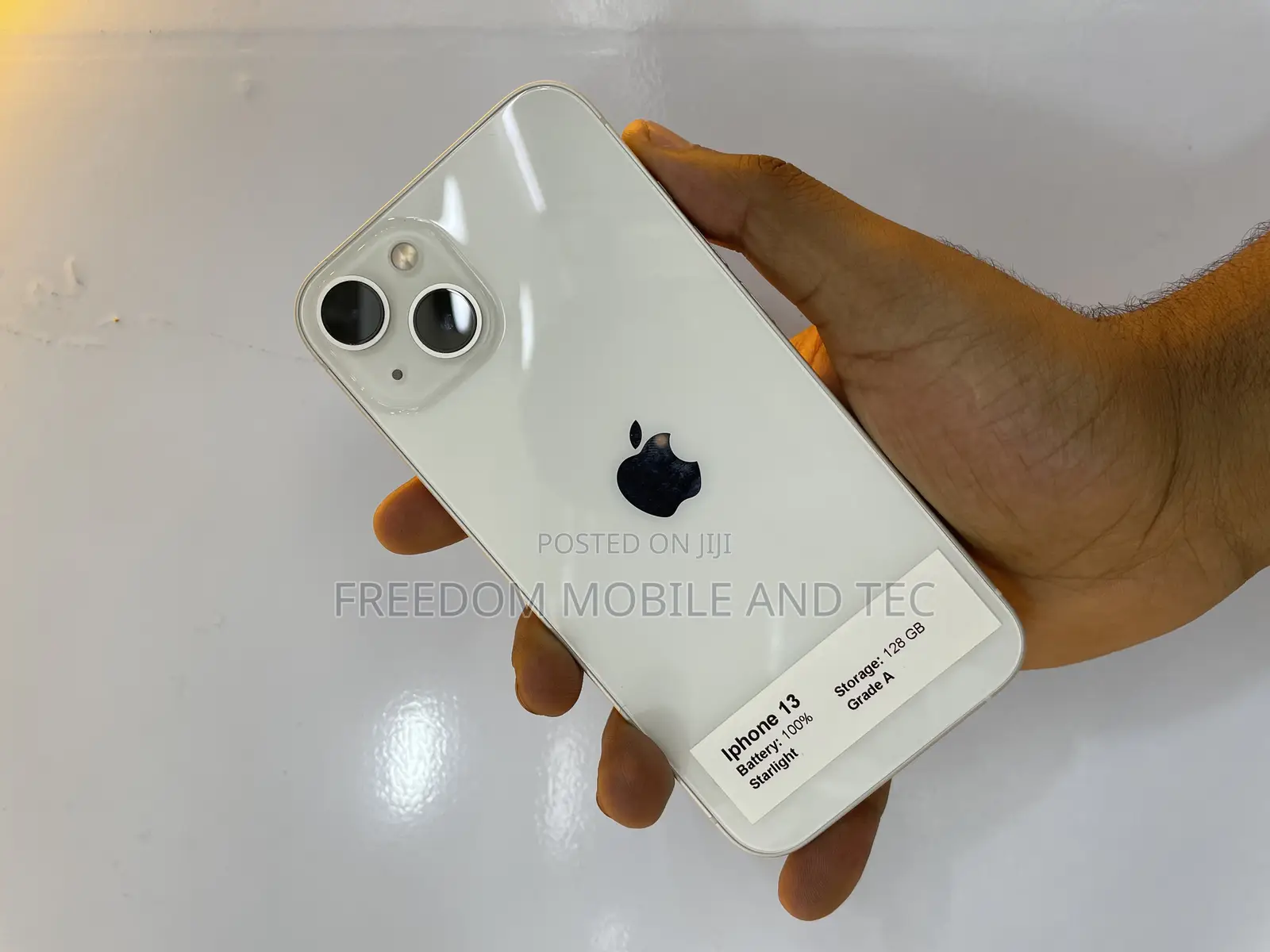 New Apple iPhone 13 128 GB White