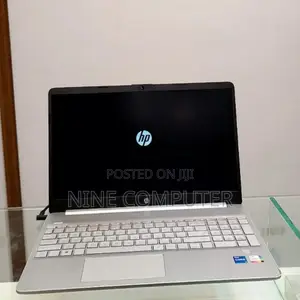 Photo - New Laptop HP 15 8GB Intel Core I5 SSD 512GB