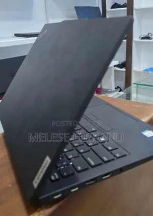 New Laptop Lenovo ThinkPad E14 G5 16GB Intel Core I7 SSD 512GB