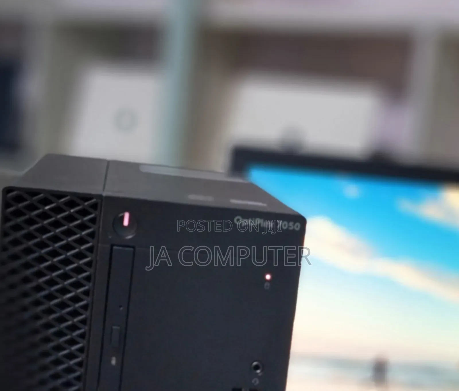 New Dell OptiPlex 7050 8GB Intel Core I7 SSHD (Hybrid) 1T