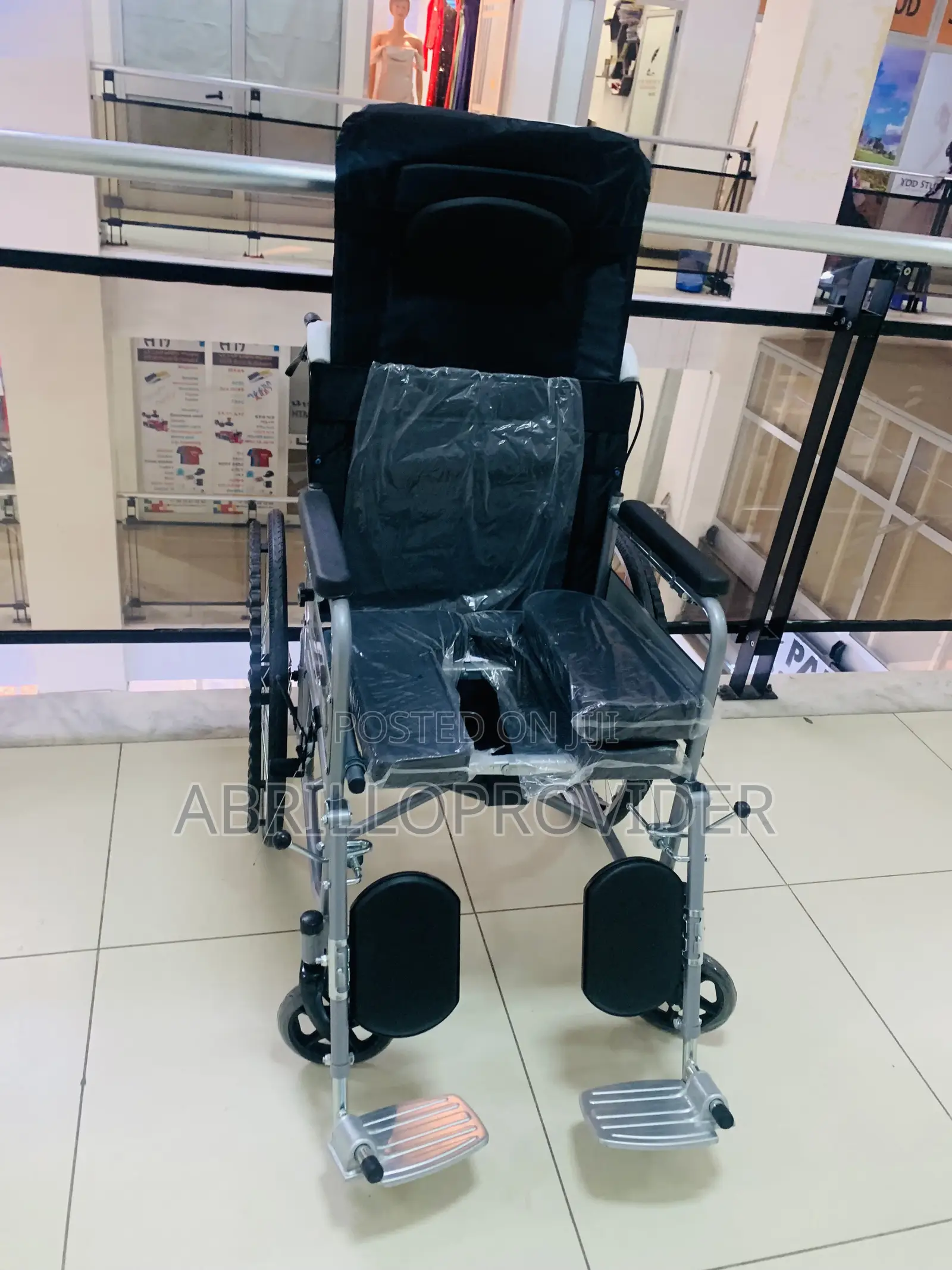 So-2gh Wheel-Chair; Recliner Wheelchair Made for Toilet
