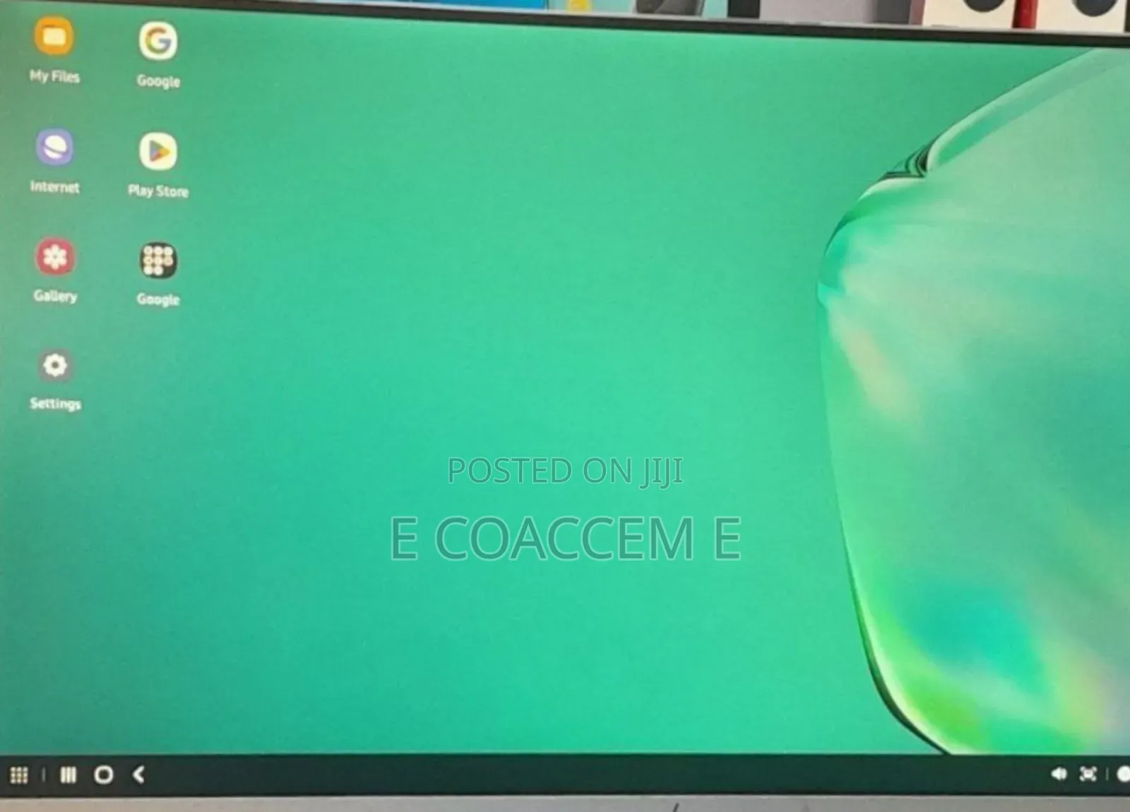 Frameless HP Monitor